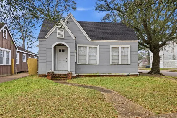 2399 North St., Beaumont, TX 77702
