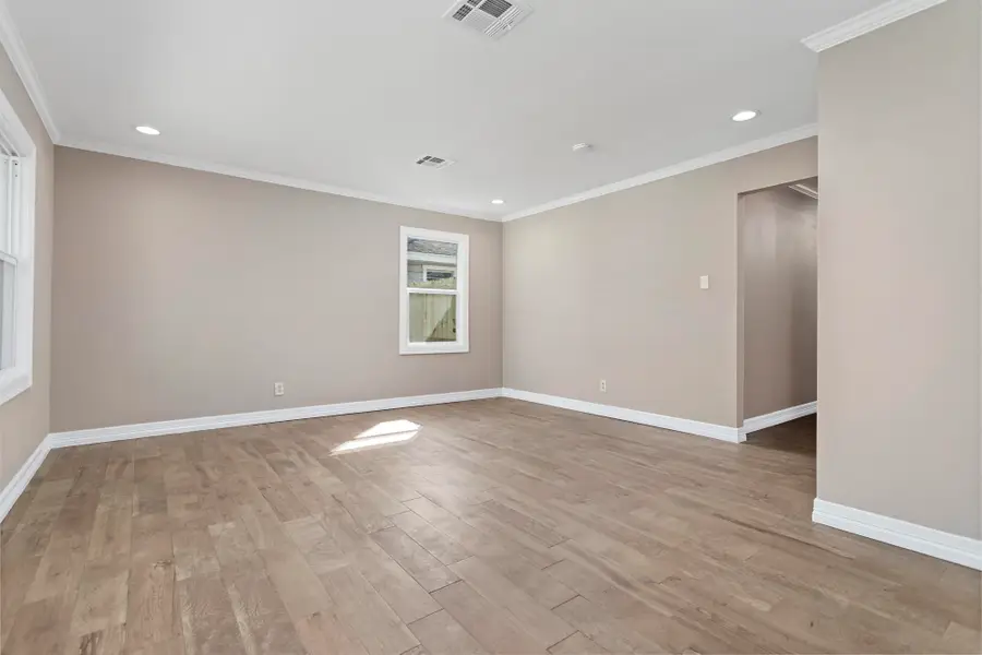 5980 Sallie St, Beaumont, TX 77706 - #3