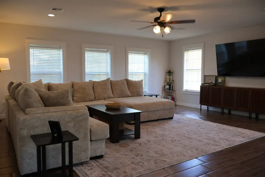 1965 Wexford, Vidor, TX 77662 - #3