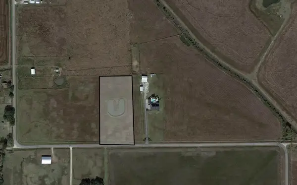 19805 Big Hill, Beaumont, TX 77705