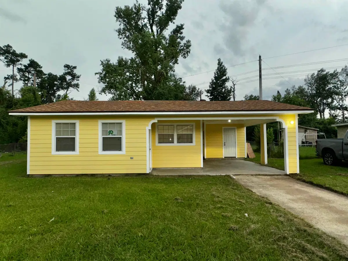 2119 Lincoln Dr, Orange, TX 77630 - #1