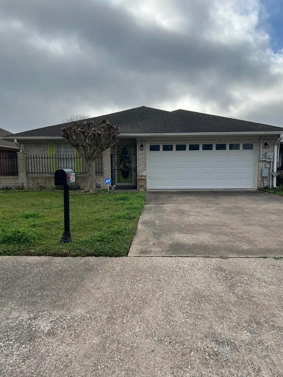 2311 Montaigne Lane, Nederland, TX 77627 - #1