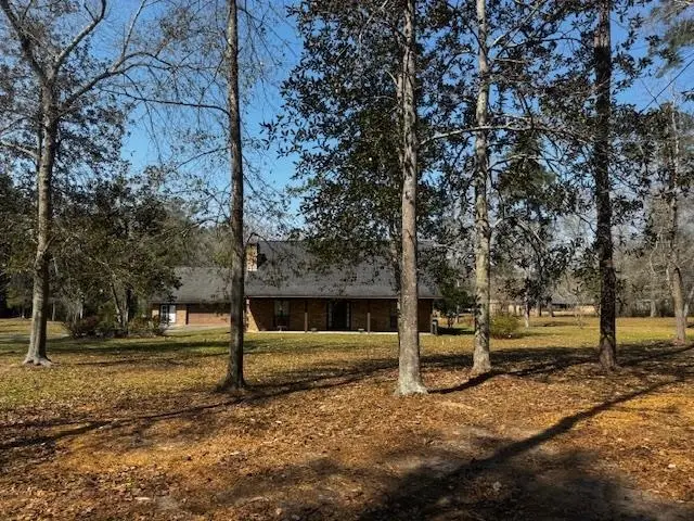 102 Brookwood, Silsbee, TX 77656 - #2