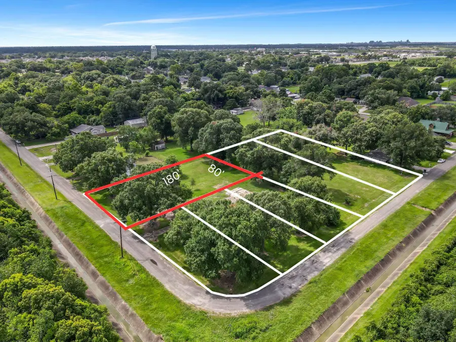 19F Mockingbird, Groves, TX 77619 - #2