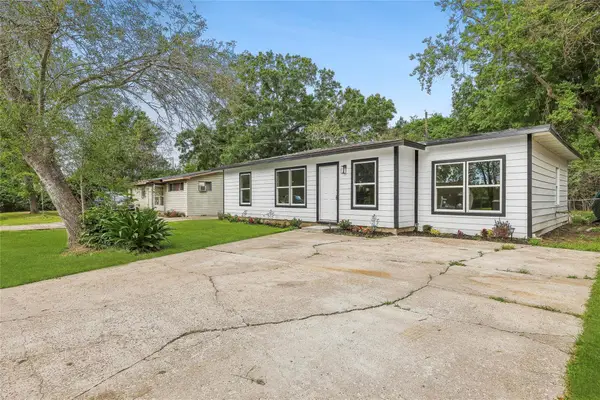 750 Jeny Ln, Beaumont, TX 77707-3612