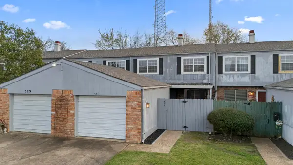 531 Yorktown, Beaumont, TX 77707