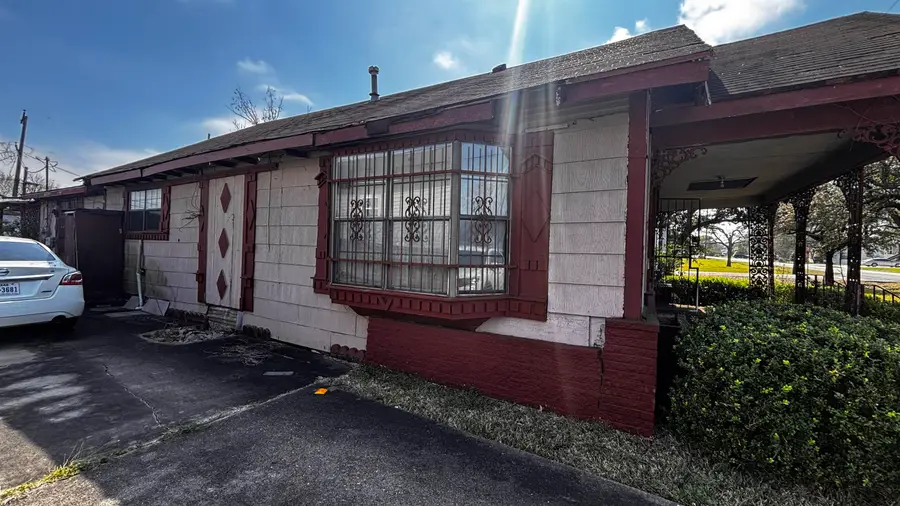 2208 19th, Port Arthur, TX 77640 - #2