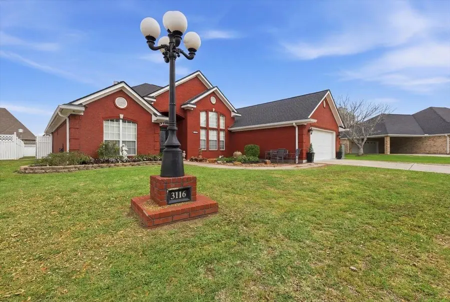 3116 Birchwood Triangle, Port Arthur, TX 77642-9999 - #3