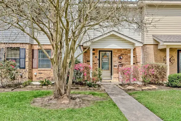 14 Dana St., Lumberton, TX 77657