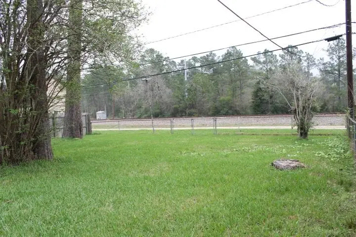 9550 Cumberland Dr., Beaumont, TX 77708 - #2