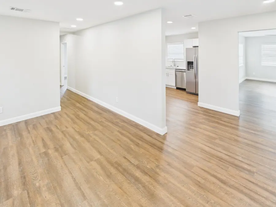 2025 Coronado Pl, Orange, TX 77630 - #3