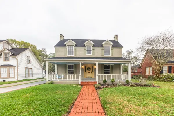 606 22nd St., Beaumont, TX 77706