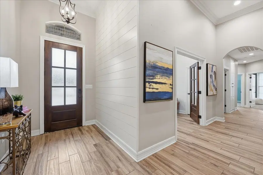 445 Lakewood Dr, Vidor, TX 77662 - #3