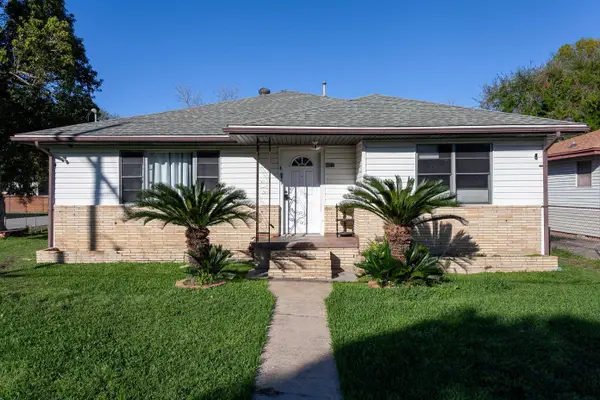 2248 7th Avenue, Port Arthur, TX 77642