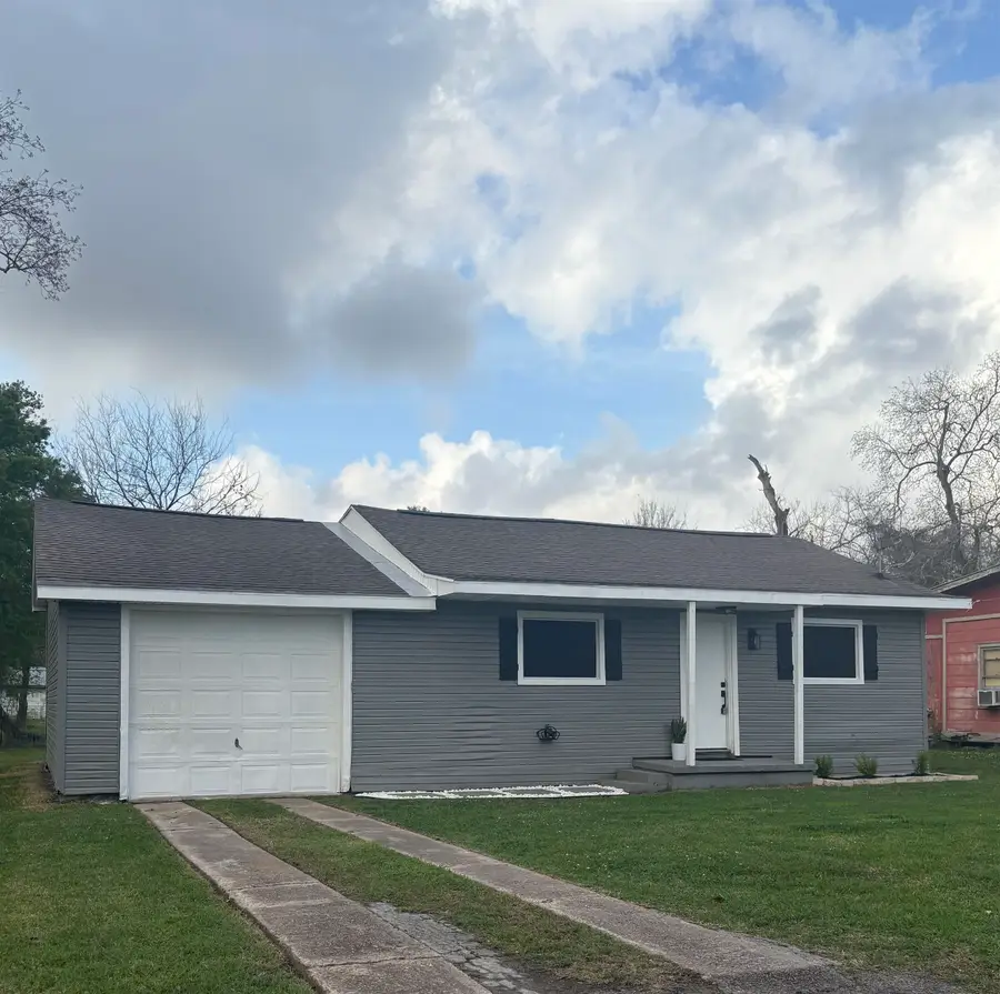 2910 Dowling, Orange, TX 77630 - #2