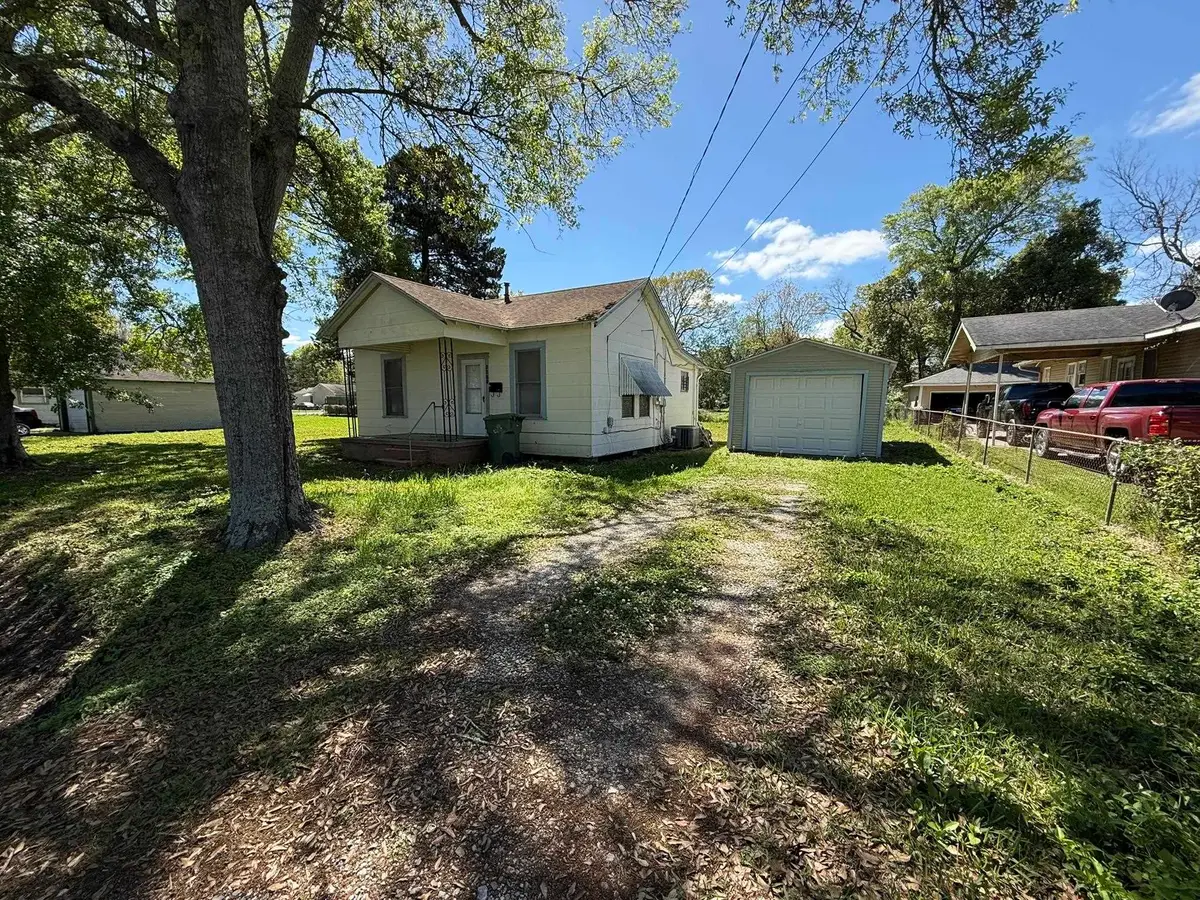 1411 Green Ave, Port Arthur, TX 77642 - #1