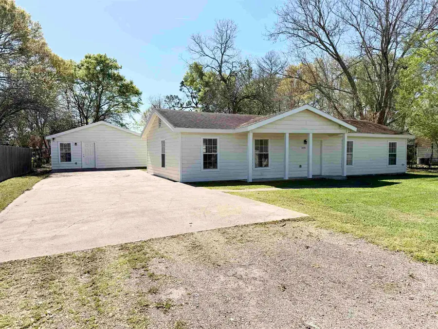 7690 LAWERENCE, Beaumont, TX 77708 - #2