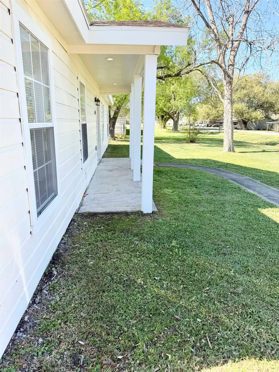 7690 LAWERENCE, Beaumont, TX 77708 - #3