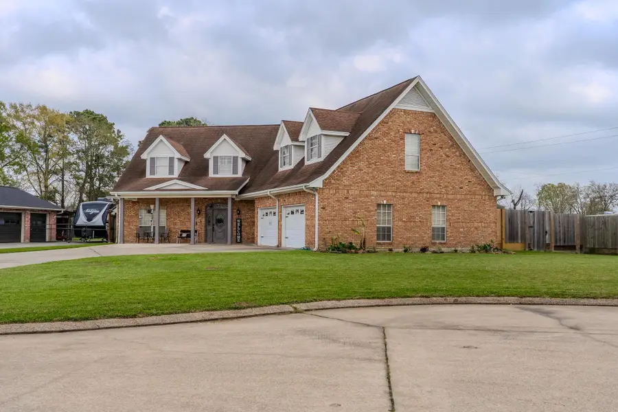 3153 Ronshire, Port Neches, TX 77651 - #2