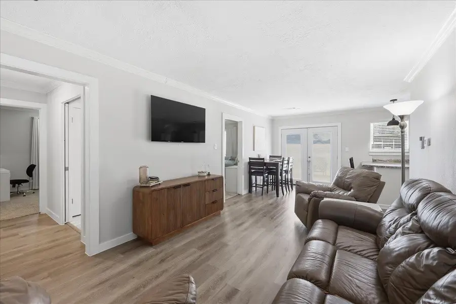 704 S 1st 1/2 Street, Nederland, TX 77627 - #3