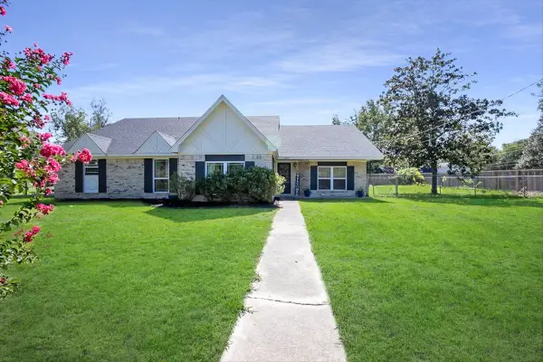 545 Elm, Sour Lake, TX 77659