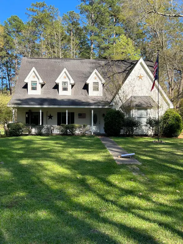 503 Nutpine, Village Mills, TX 77663