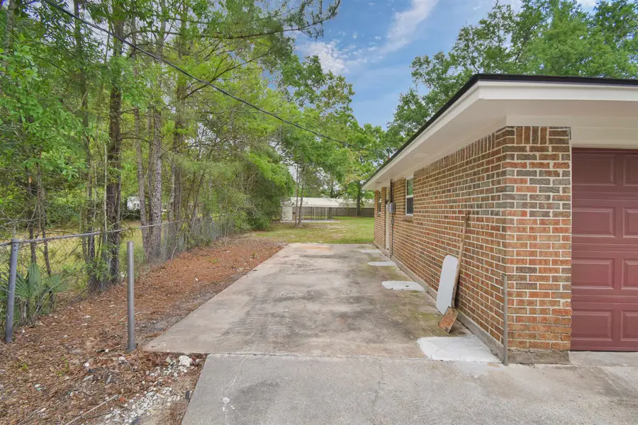 2968 Parish Cemetery Rd, Orange, TX 77632 - #3