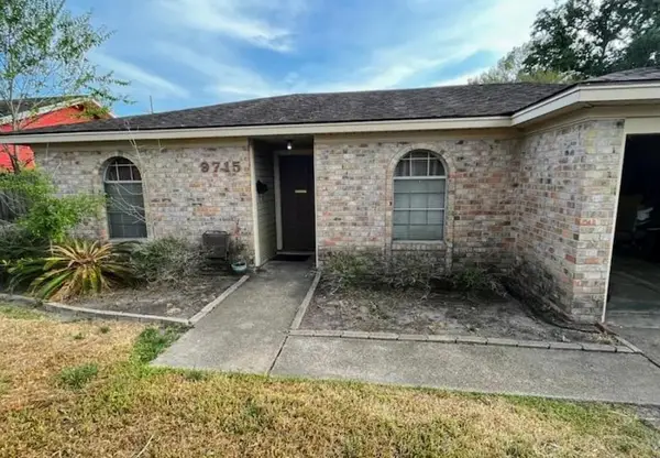 9715 Broun, Beaumont, TX 77707