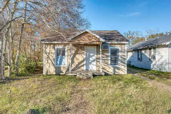 2420 Euclid St, Beaumont, TX 77705