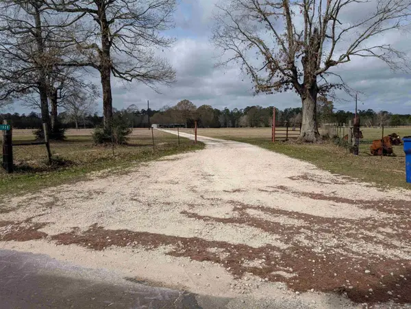 1028 CR 721, Buna, TX 77612-6330