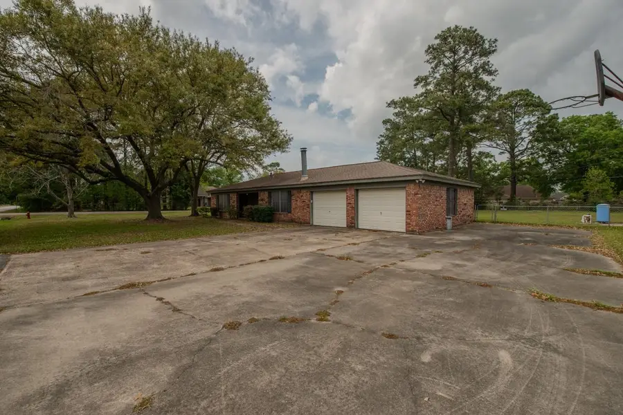 1450 Bassett St., Orange, TX 77632 - #2