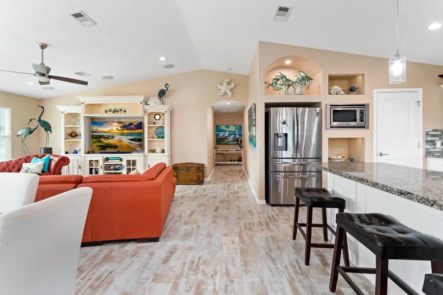 943 Palm Ridge, Crystal Beach, TX 77650 - #3