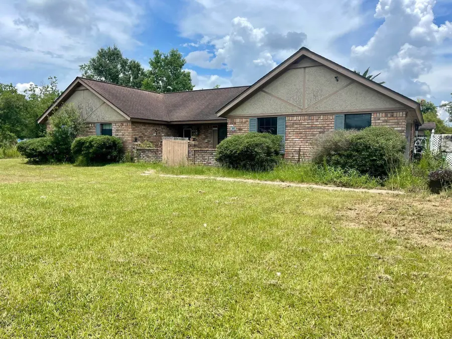 2377 E Norman Circle, Orange, TX 77630 - #2