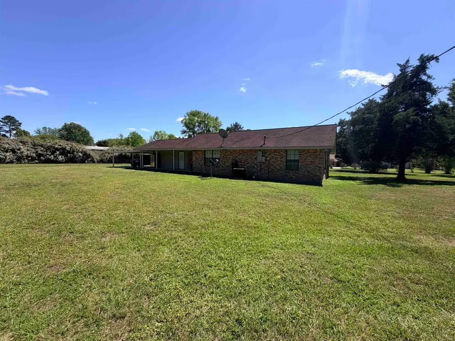 8957 Tejas Ln., Silsbee, TX 77656 - #3