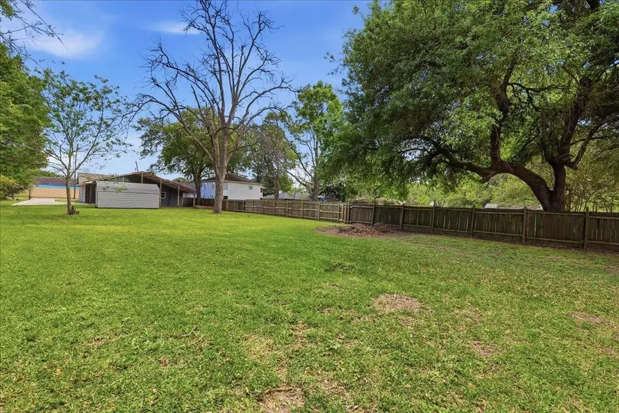 6309 32nd Street, Groves, TX 77619 - #2