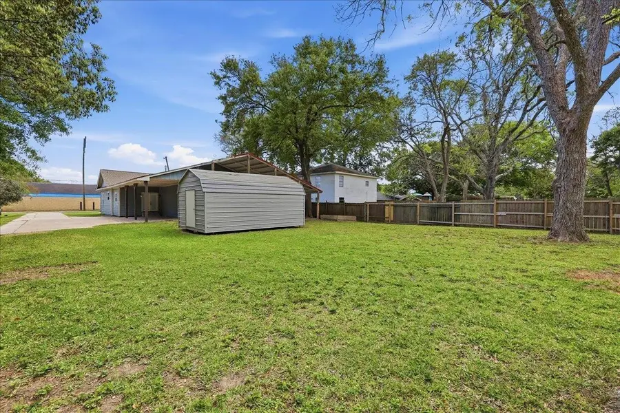 6309 32nd Street, Groves, TX 77619 - #3