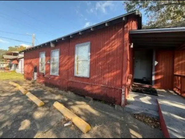 1020 3rd Avenue, Port Arthur, TX 77642