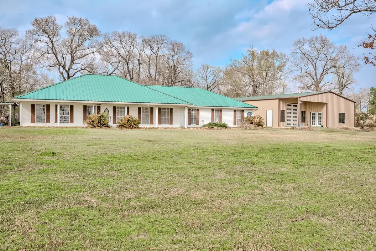 561 CR 3558, Broaddus, TX 75929 - #1
