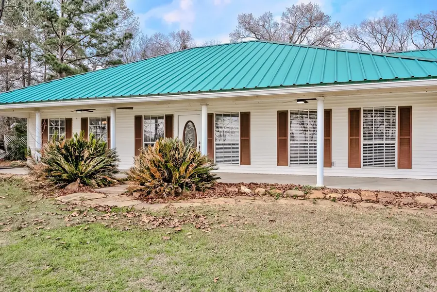 561 CR 3558, Broaddus, TX 75929 - #2