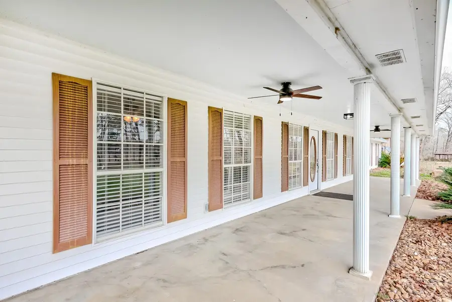 561 CR 3558, Broaddus, TX 75929 - #3