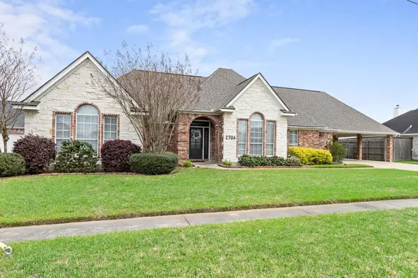 2706 Oak West, Nederland, TX 77627