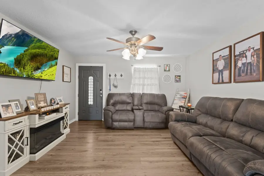 500 Tall Pines, Vidor, TX 77662 - #2