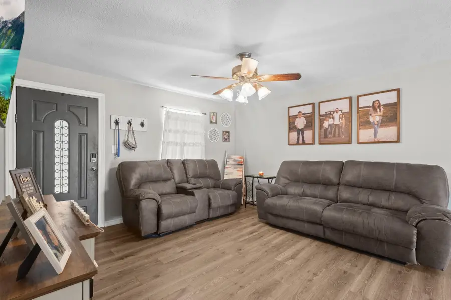 500 Tall Pines, Vidor, TX 77662 - #3