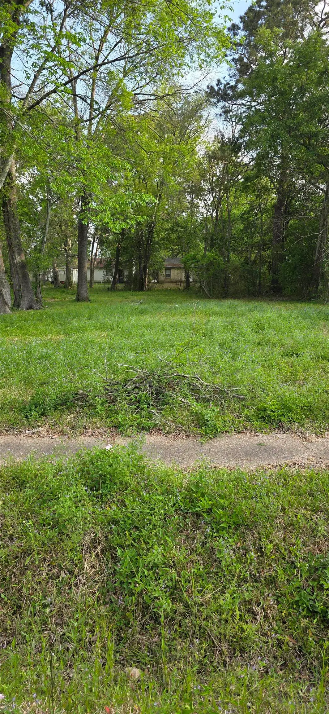 2075 Tulane St, Beaumont, TX 77703 - #1