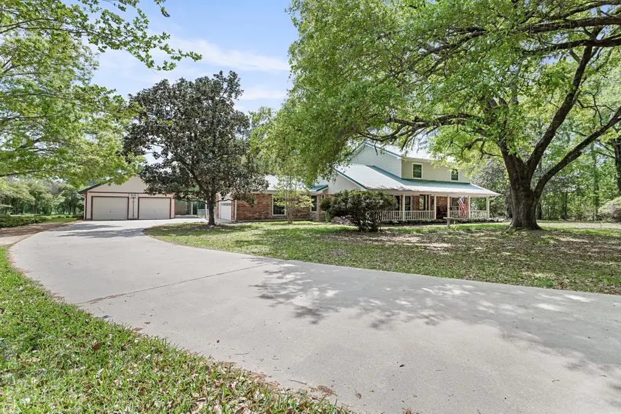 430 Neches Ct., Lumberton, TX 77657 - #3