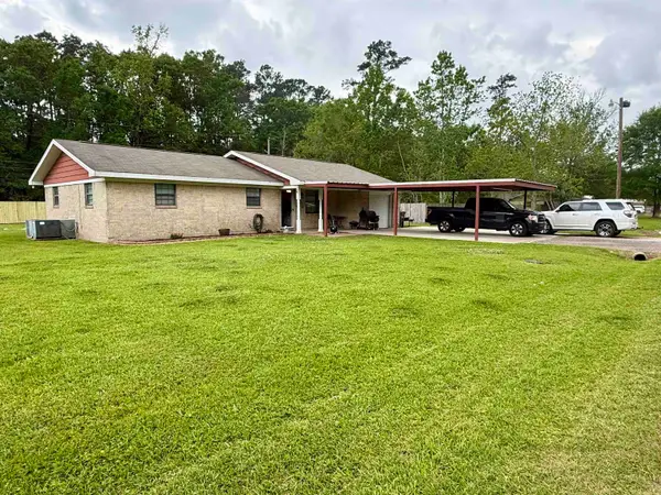1370 Kenwood Street, Vidor, TX 77662