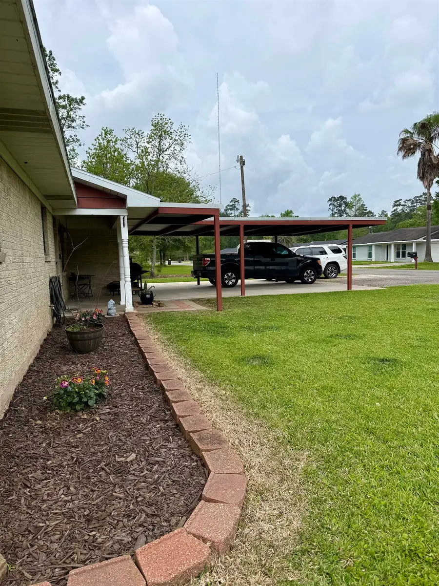 1370 Kenwood Street, Vidor, TX 77662 - #3