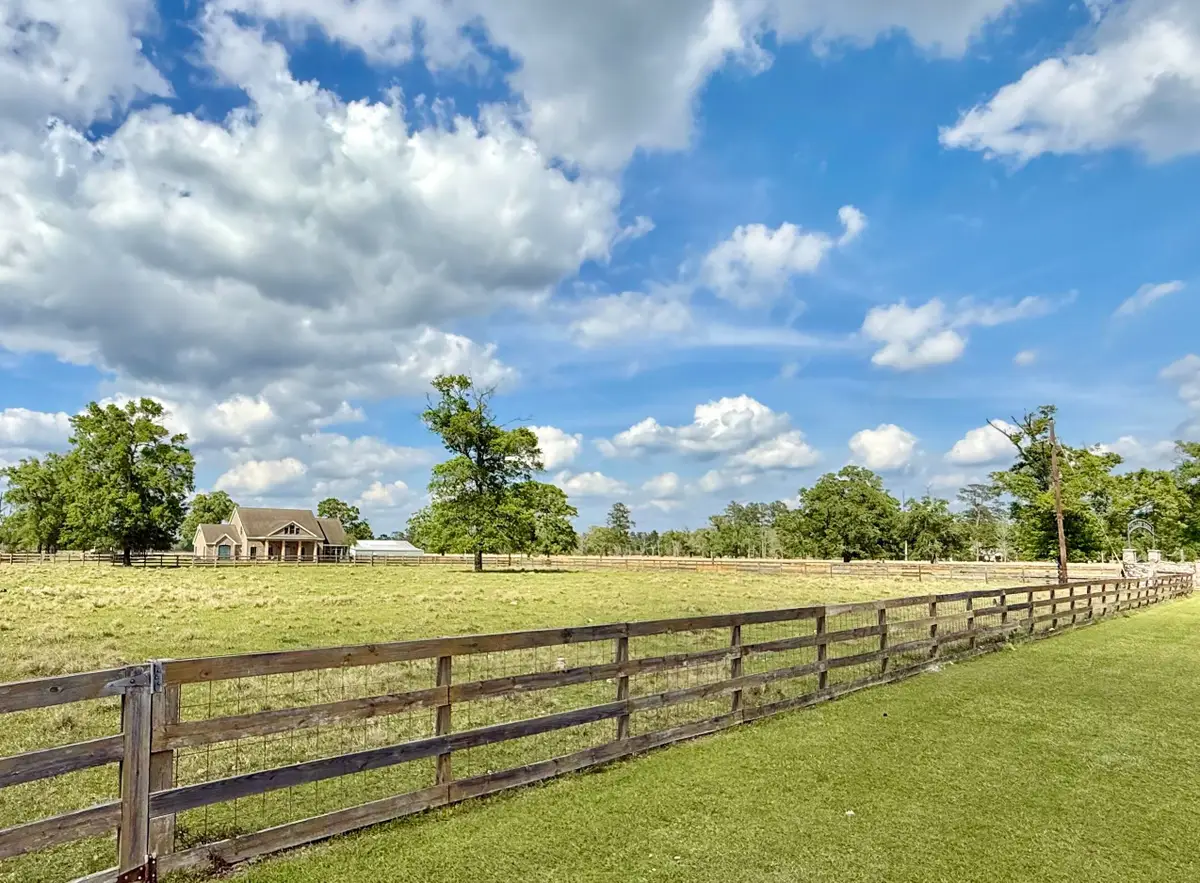 635 Hwy 2802, Vidor, TX 77662 - #1