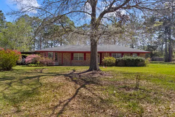 4670 N Main St, Vidor, TX 77662