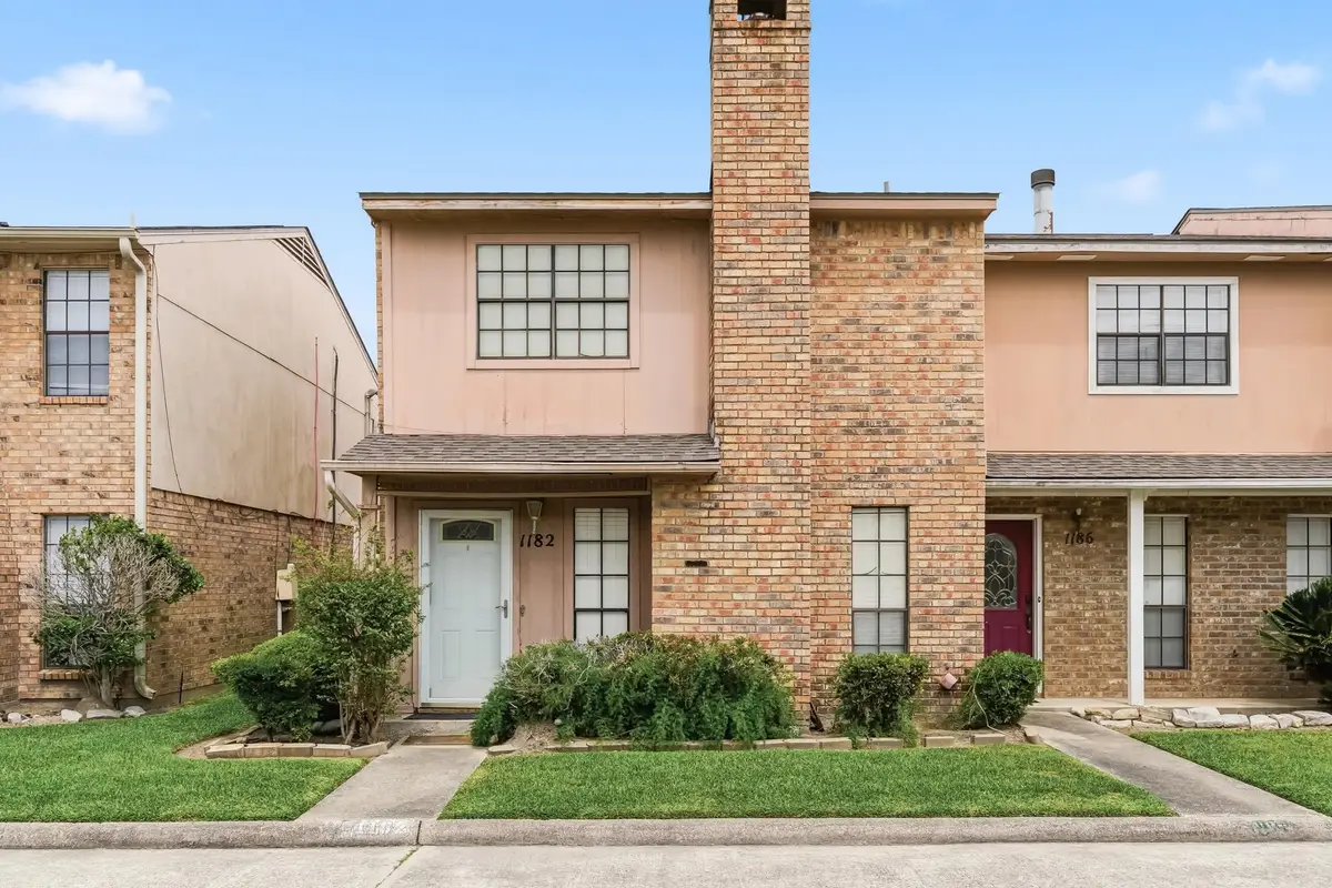 1182 Green Meadow St, Beaumont, TX 77706 - #1